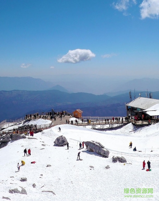 2175354_093146064_2.jpg 玉龙雪山导游