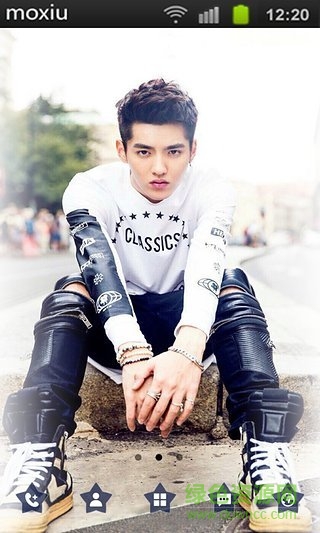 吴亦凡主题桌面 V4.0.23932193 安卓版1