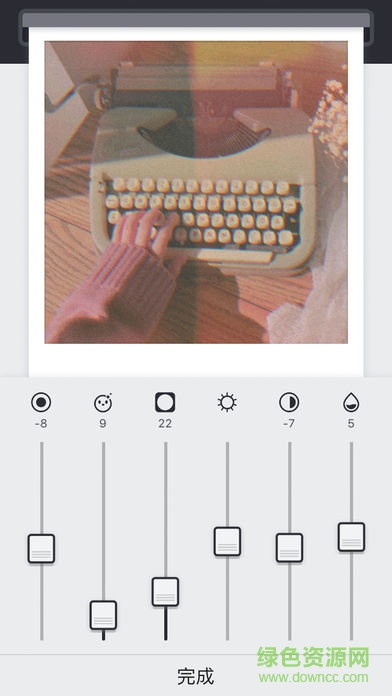 MolyCam复古相机ios版 v1.5.1 iPhone版0