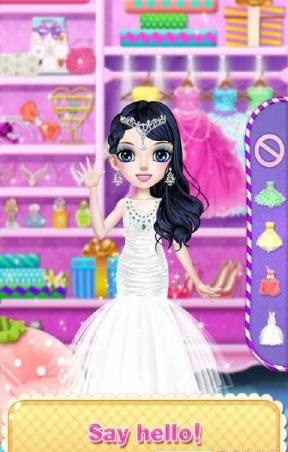 芭比娃娃化妆小游戏/