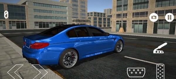 m5城市驾驶手游 v1.1 安卓版1