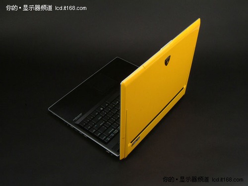 误区七:经常开合笔记本液晶屏幕上盖