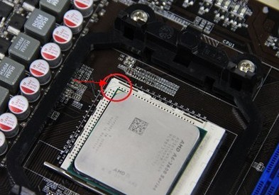 AMD CPU安装注意缺口位置对应